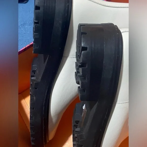 Tory Burch Benton Slip on Moto Cream and Black Ankle Boots - Picture 9 of 13